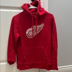 Fanatics Red woman’s Detroit Red Wings hoodie small